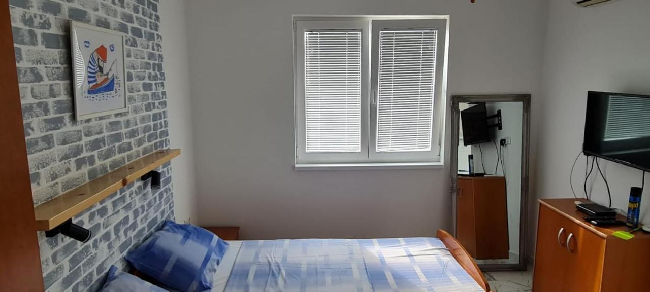 Apartmani Centar Seline Paklenica Zewnętrze zdjęcie